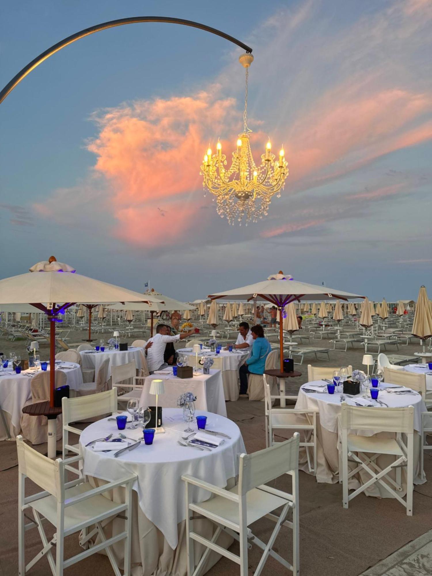 Hotel Maestrale Riccione Exterior photo